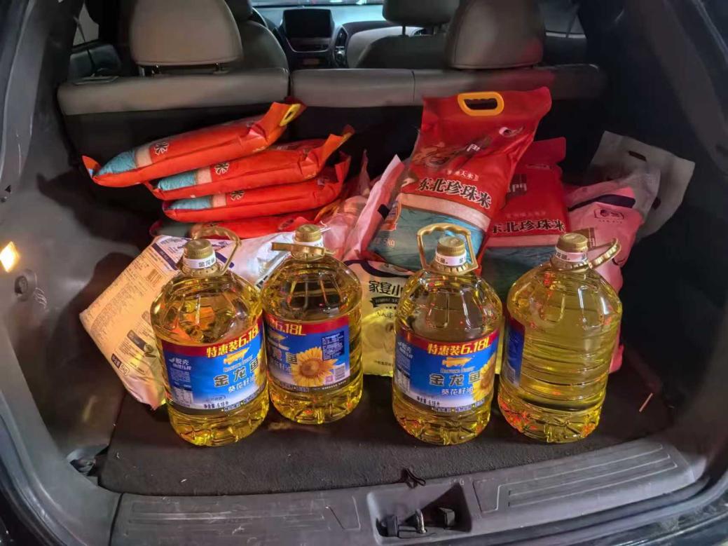 C:/Users/Administrator/Desktop/青春创业显担当，爱心捐赠暖特校——计算机科学与数学学院应届毕业生牛子铭以行动传递正能量/d0e72e69937474f5c800a7f56ba49328.jpgd0e72e69937474f5c800a7f56ba49328