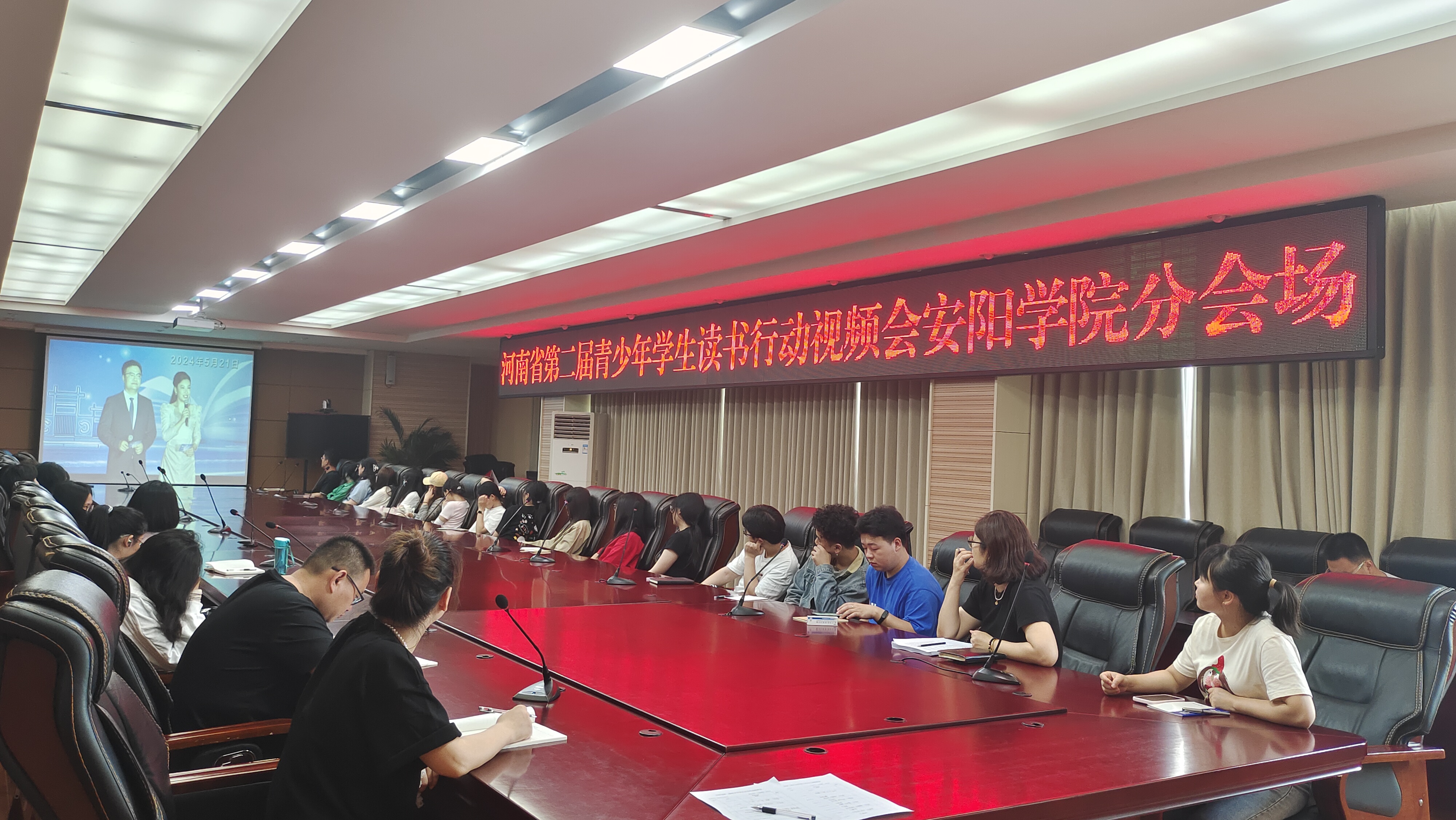 f9251a2ee8fdaa69acf6381a48ab876