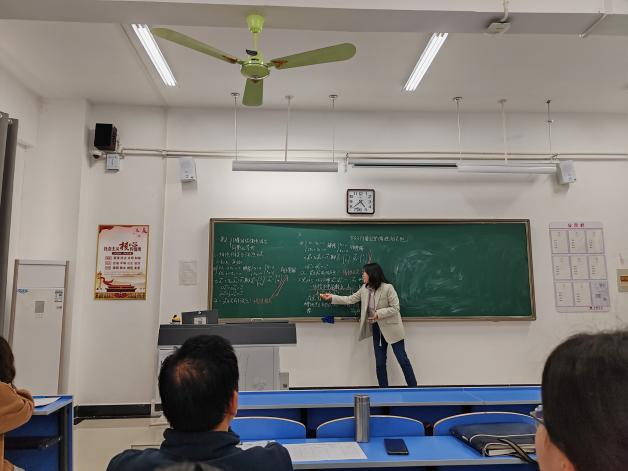 92e105b54a5907f729c78d841975215