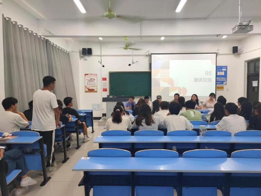 e8f01c3aae1fd4d4f45f2f6d9c65377