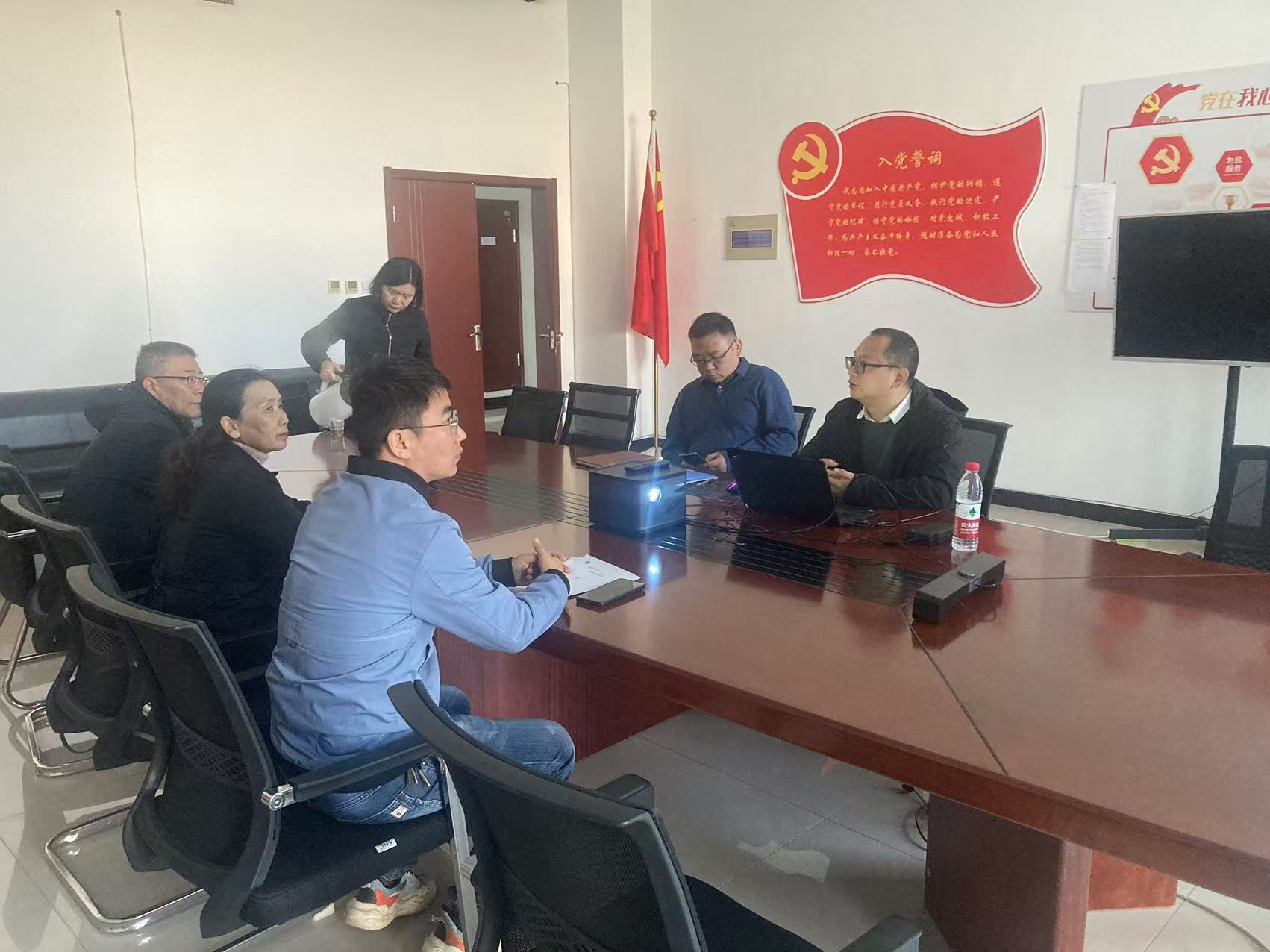 40b831b3fc4ecec33dfc05a5cd56064