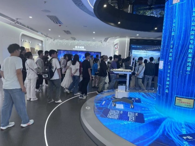 C:\Users\cy\Documents\WeChat Files\wxid_kfywg1f7963b22\FileStorage\Temp\eaf86db84ee360e9f8335263671617e.jpg