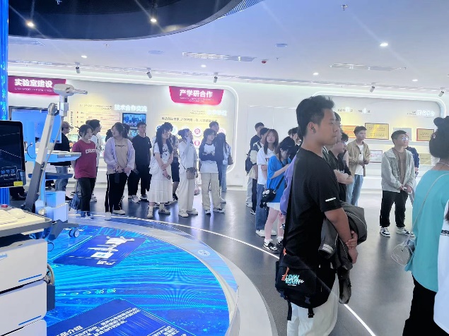 C:\Users\cy\Documents\WeChat Files\wxid_kfywg1f7963b22\FileStorage\Temp\a5ee815237f370aacfe6c807e41e08e.jpg