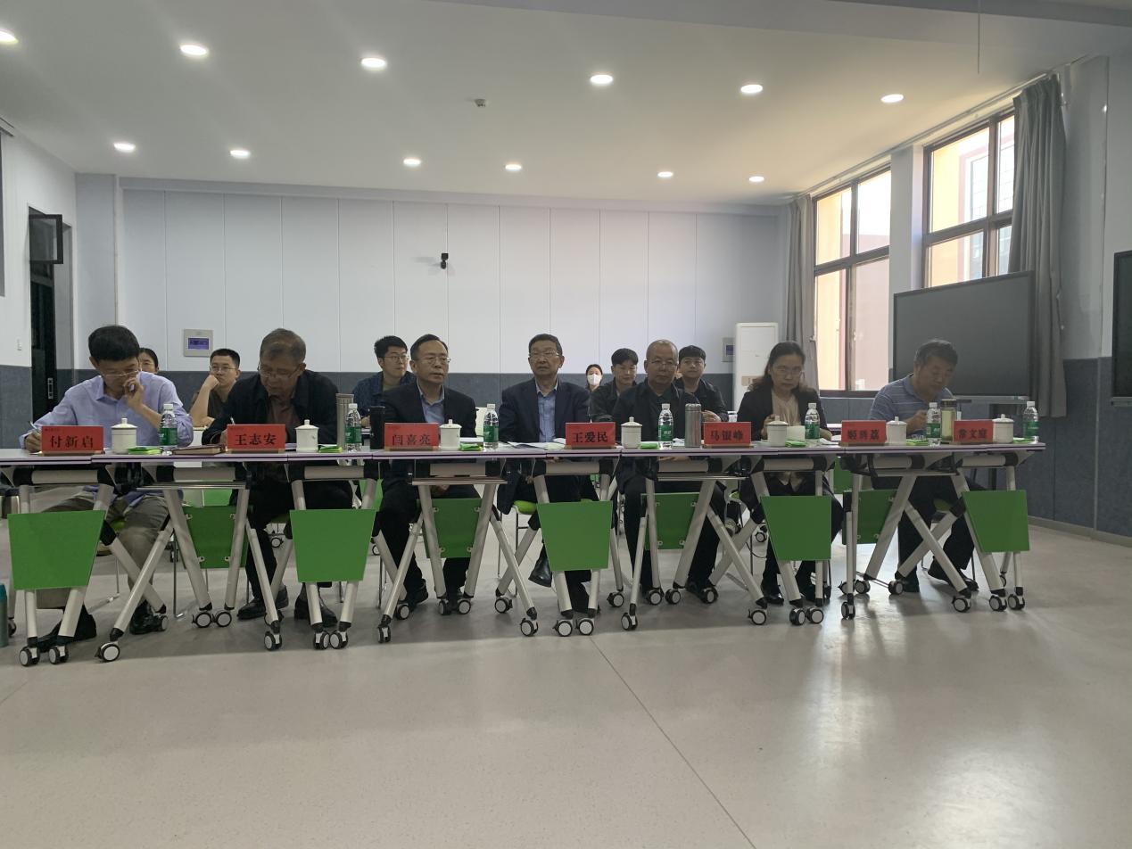 efb9613286680e7a5d8116b8e61ca35