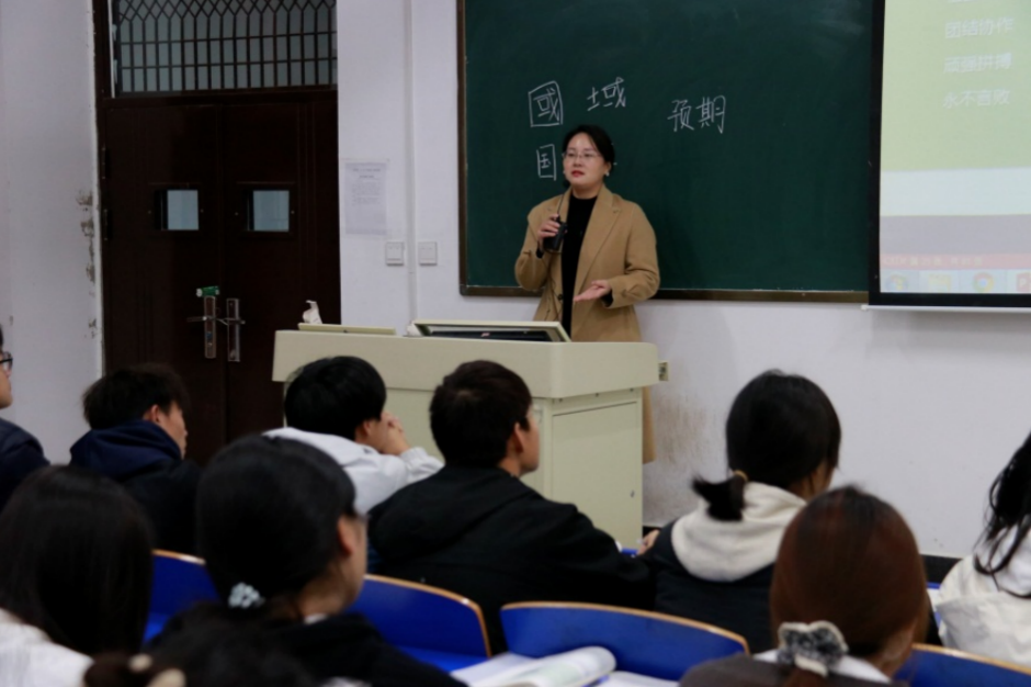 截屏2024-11-04 17.06.20.png