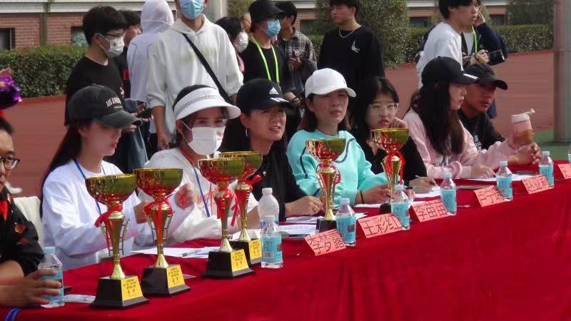 7f81af5cc8aae4d09de41f3f750a4a1