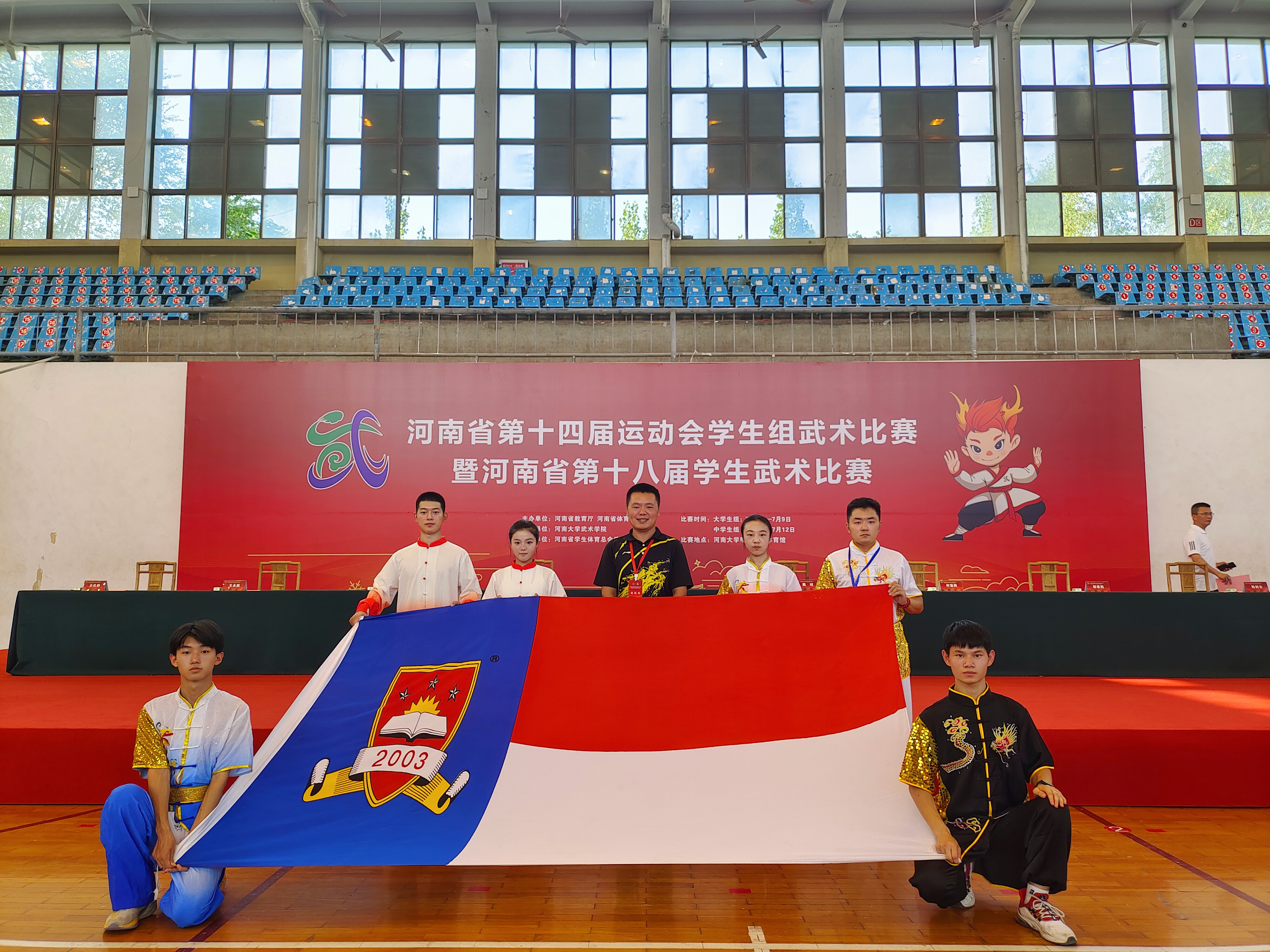 81b8d894dfb1a7e86ba7afc00a0cc70