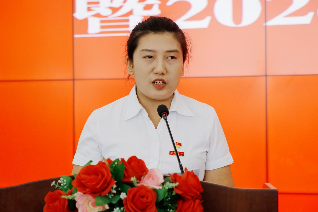 99bd8cbe16fd0c830be43a2427392e1