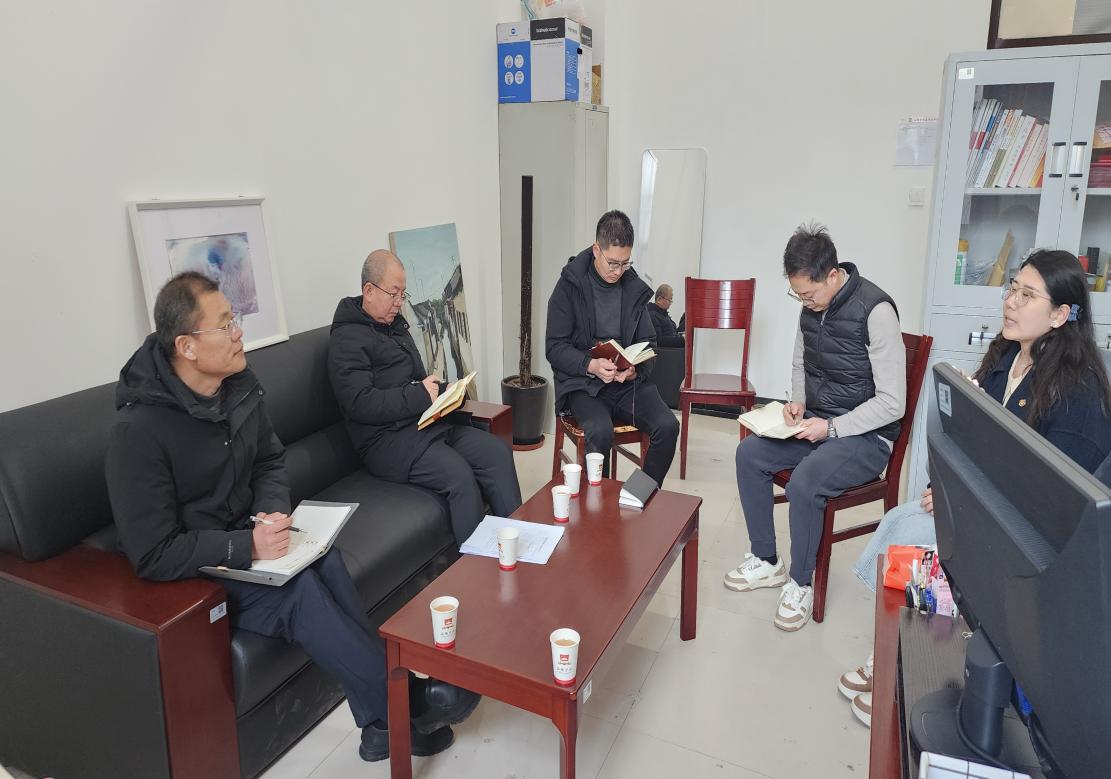 afa65c2f981cf997ed082d41eef6145