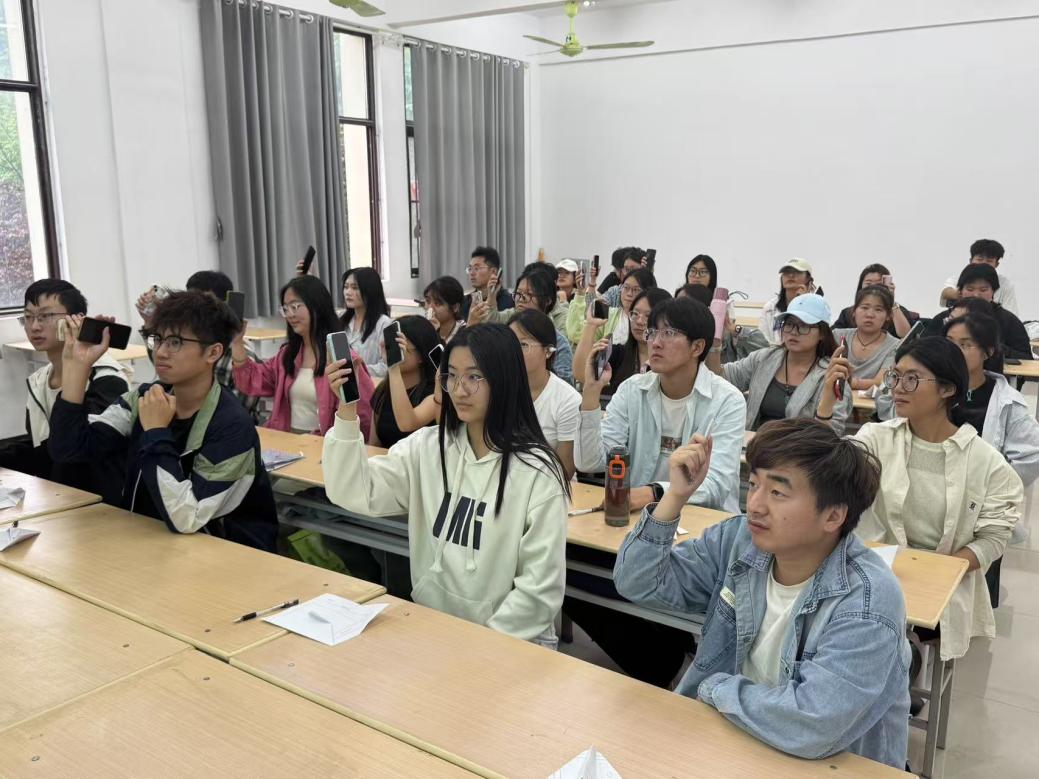 C:/Users/94977/Desktop/原图1.jpg原图1