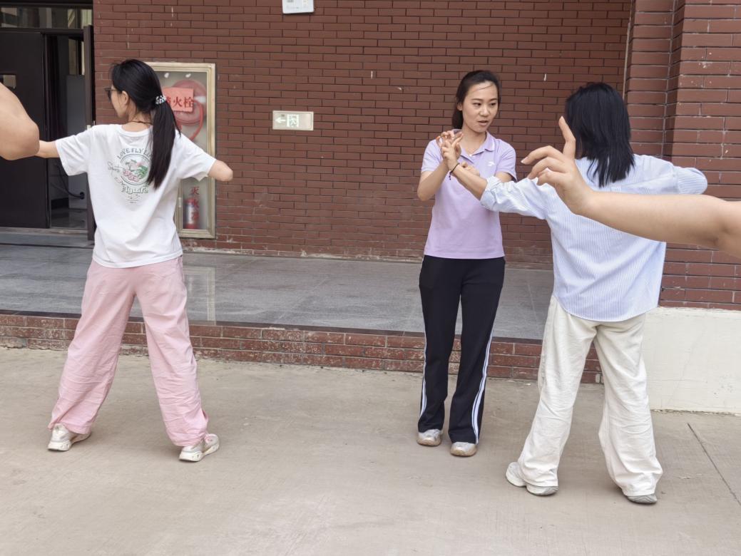 C:/Users/94977/Desktop/微信图片_2025-05-15_182955_977.jpg微信图片_2025-05-15_182955_977