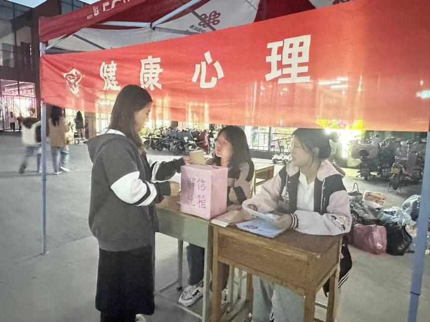 A0081D011167BA2BC691CC1162D4804F