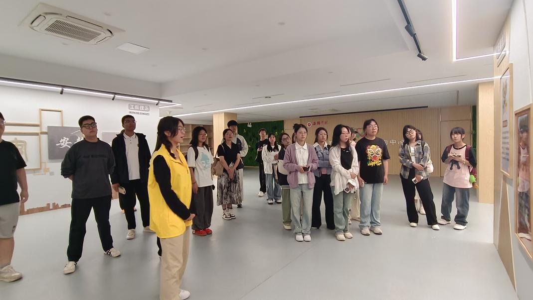 9c1c892fc8168559ef46603e9281e26