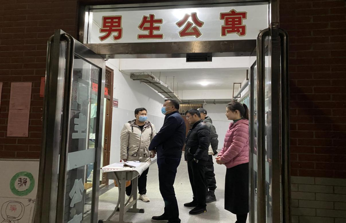 图片2.png 图片2.png