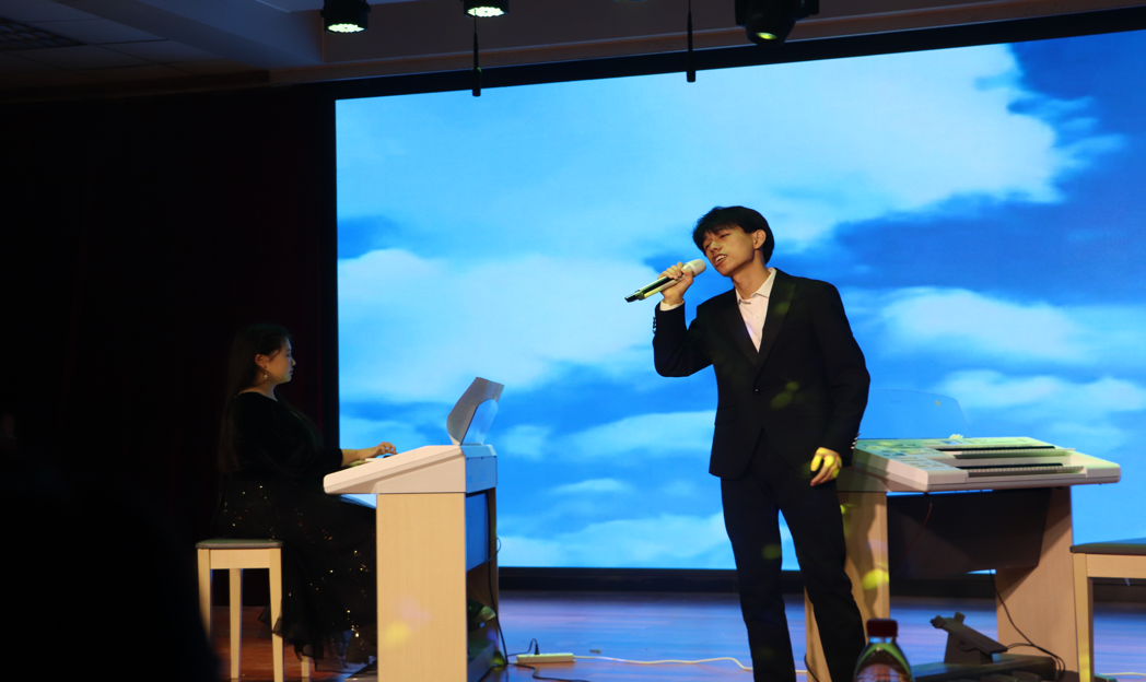 7c960556f924f4ecfa7b487db33c973