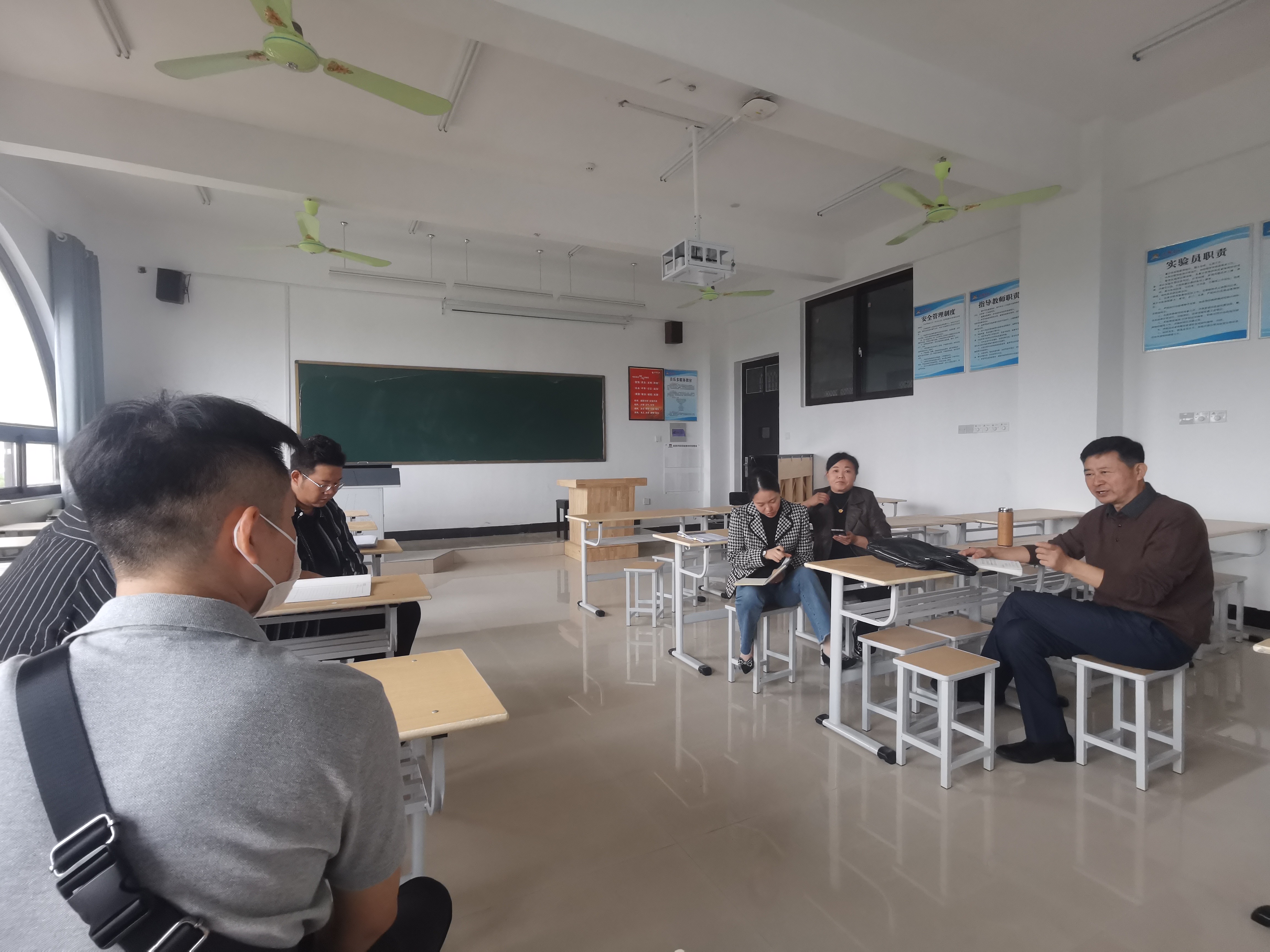 a1856dc50dbea0b7fc3006e08fefd9bd