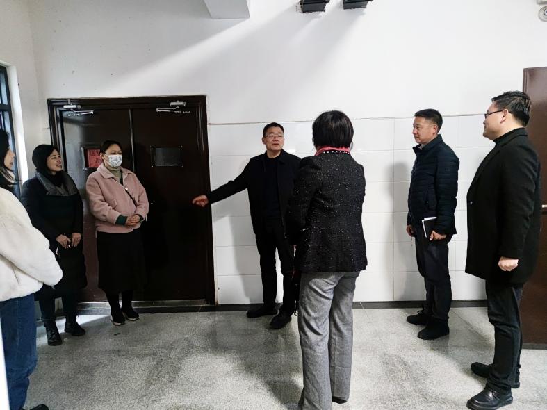 56e6ffcb00e955c1641e2d80cfb3c86