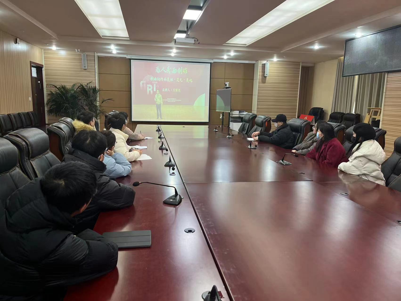 5286a330e92ff277f408d7fad1913ba