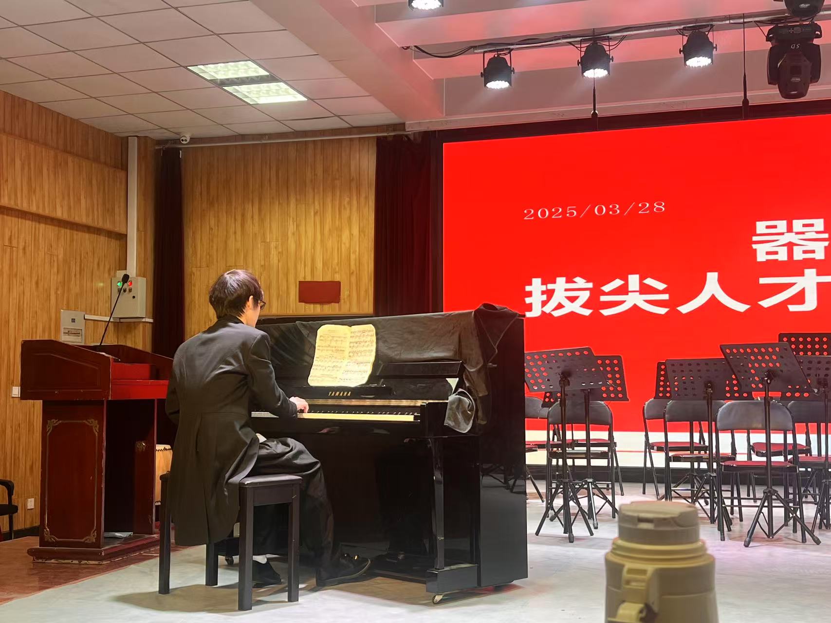 611aeb55969e9cf0a5bd9a53c1f4e12