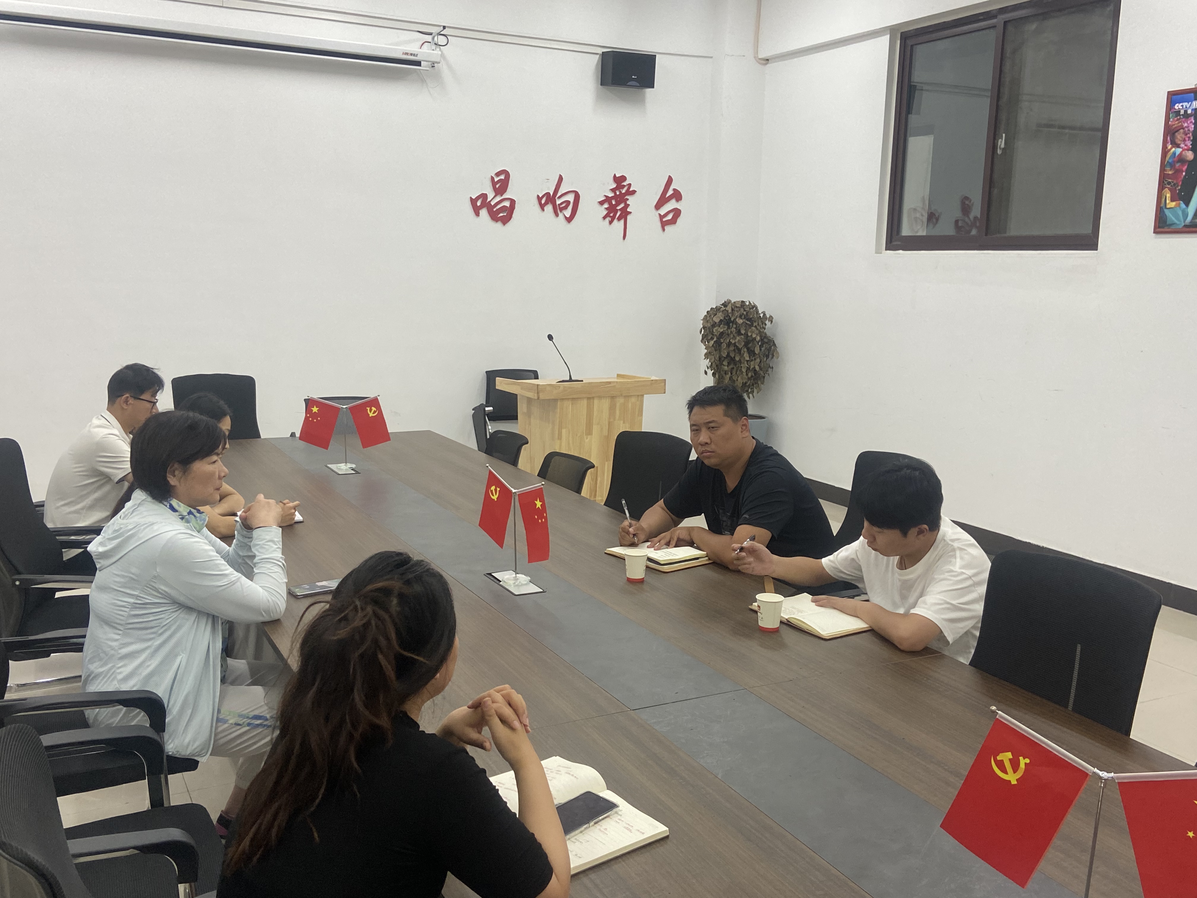 eac993a4e07356f9585bf2142bf230e