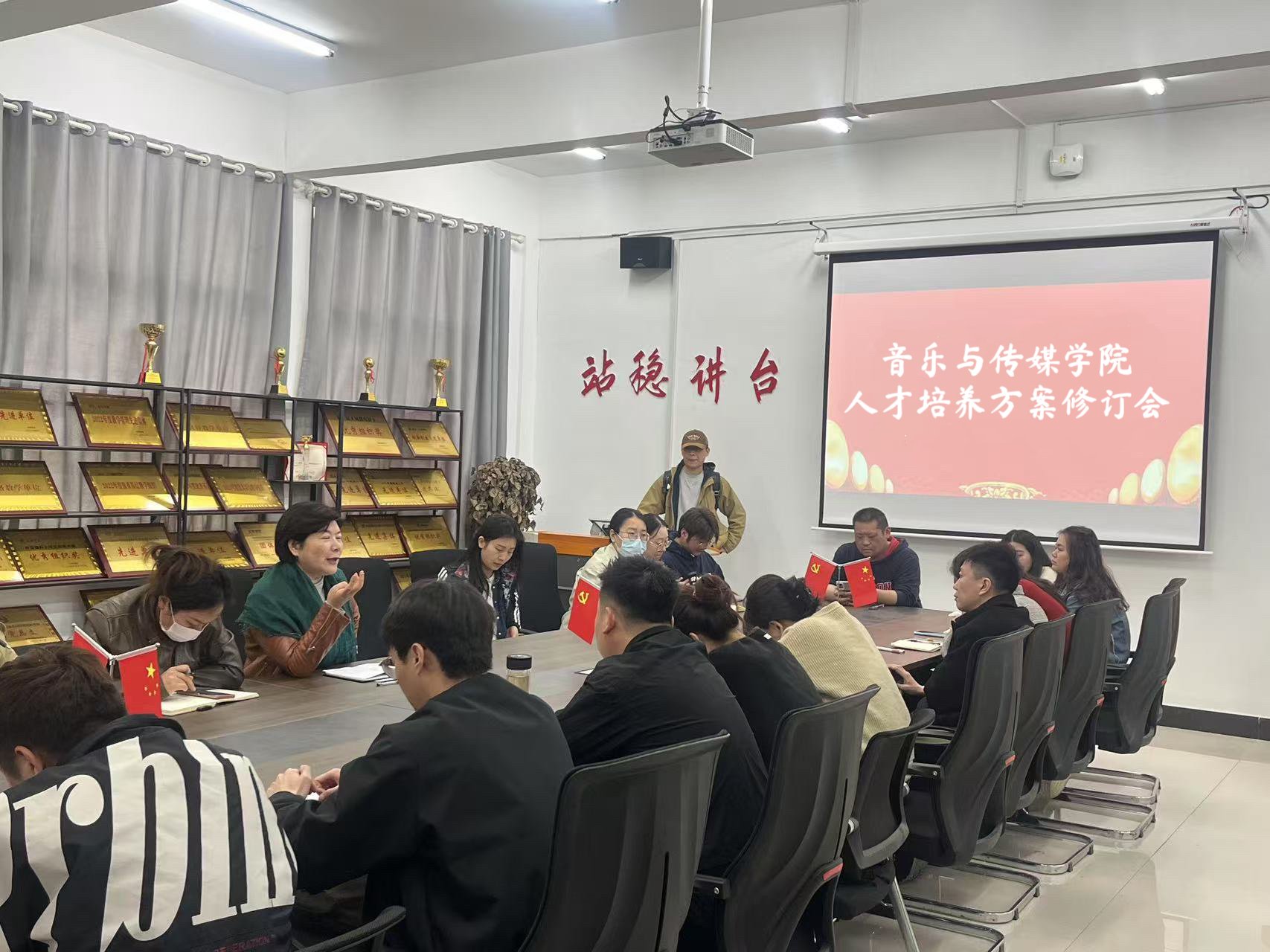 b537452d5e4b9c1c6fd41e07ababc21